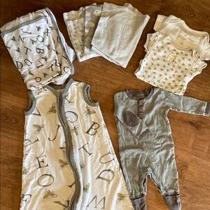 Burt’s Bees Baby Set